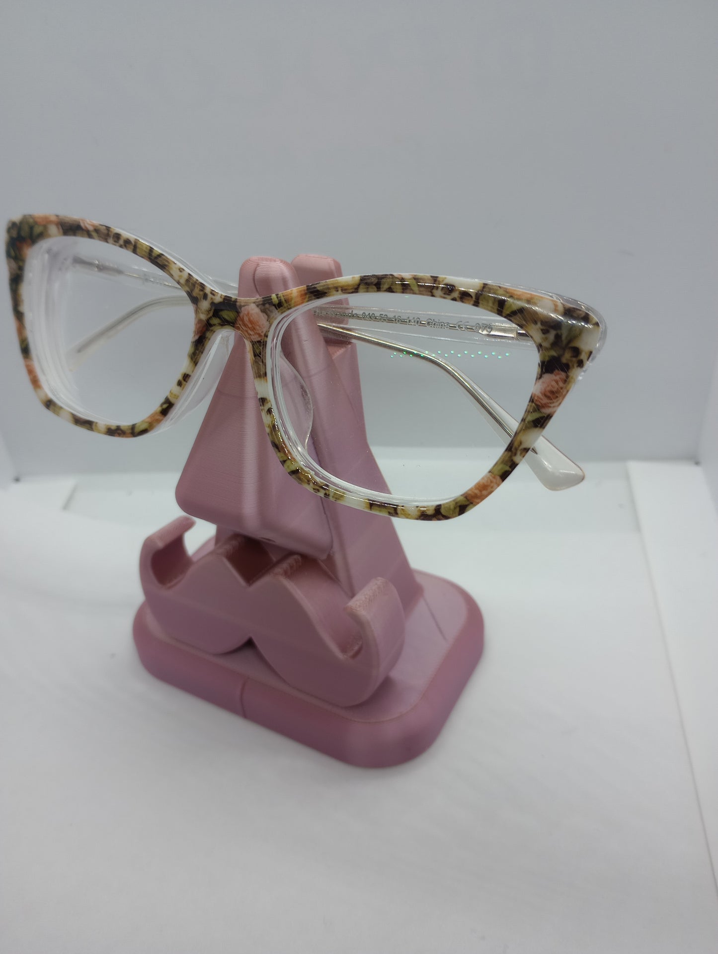 Skulls and roses topper Can be made in any style.