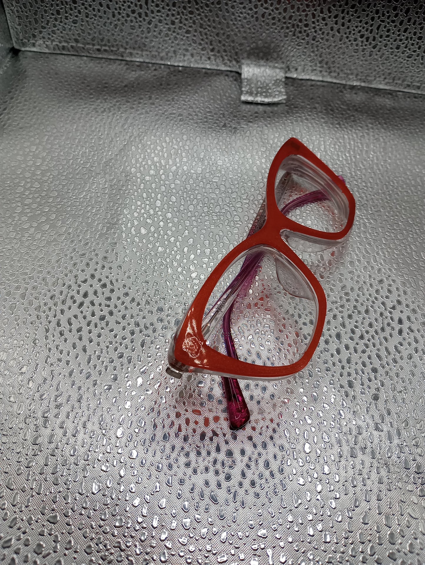 Jelly red topper. Can be done in any topper style