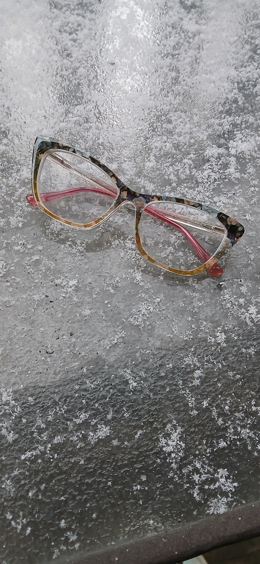 Transparent Stained glass blue roses with gold topper Can be made in any style.