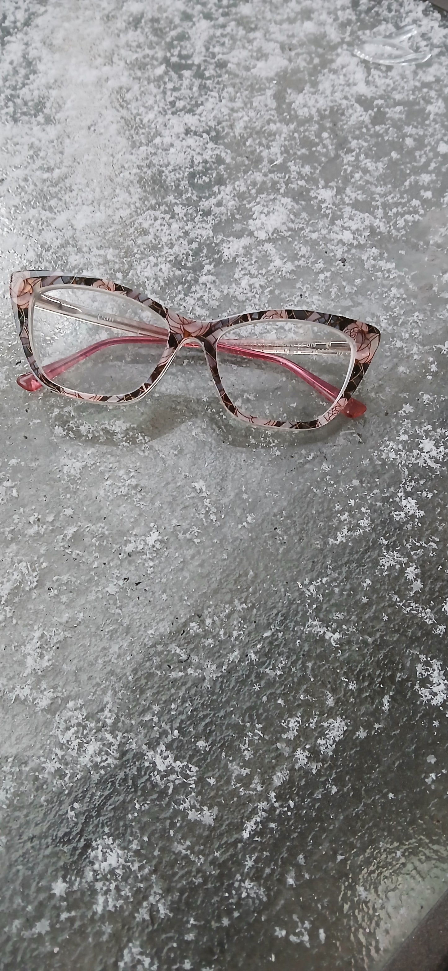 Transparent Stained glass peach roses topper Can be made in any style.