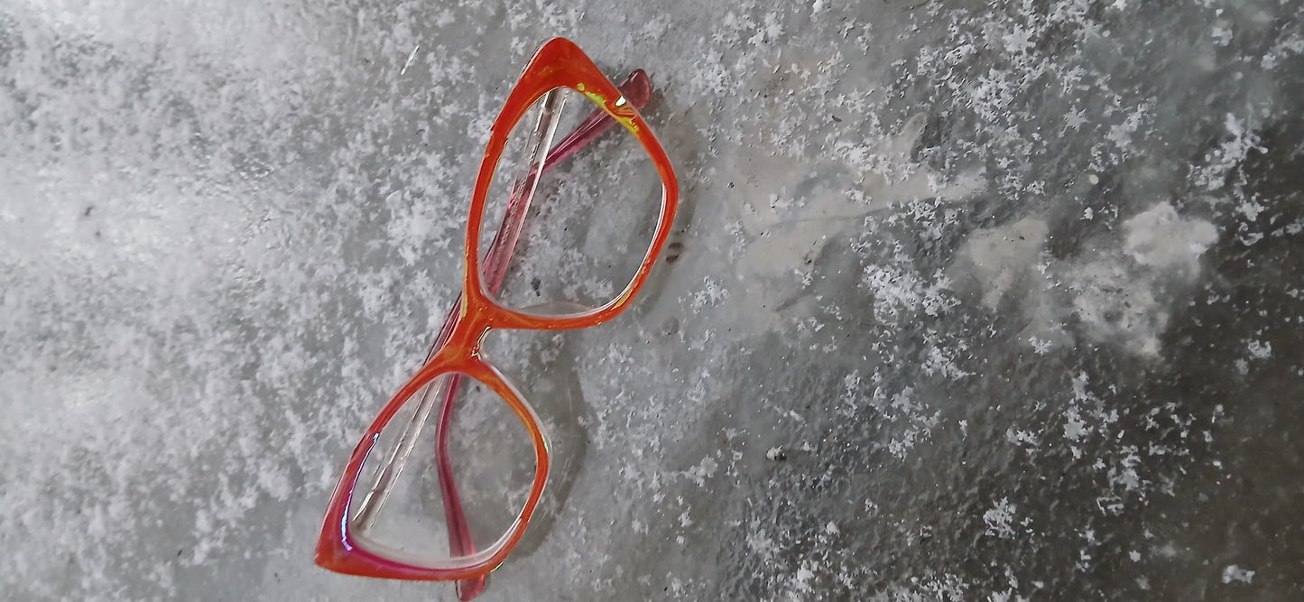 Red Opal colorshift topper. Can be done in any topper style